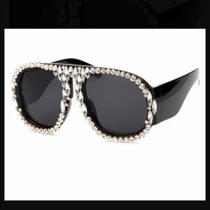 Vanique unique stunning shades